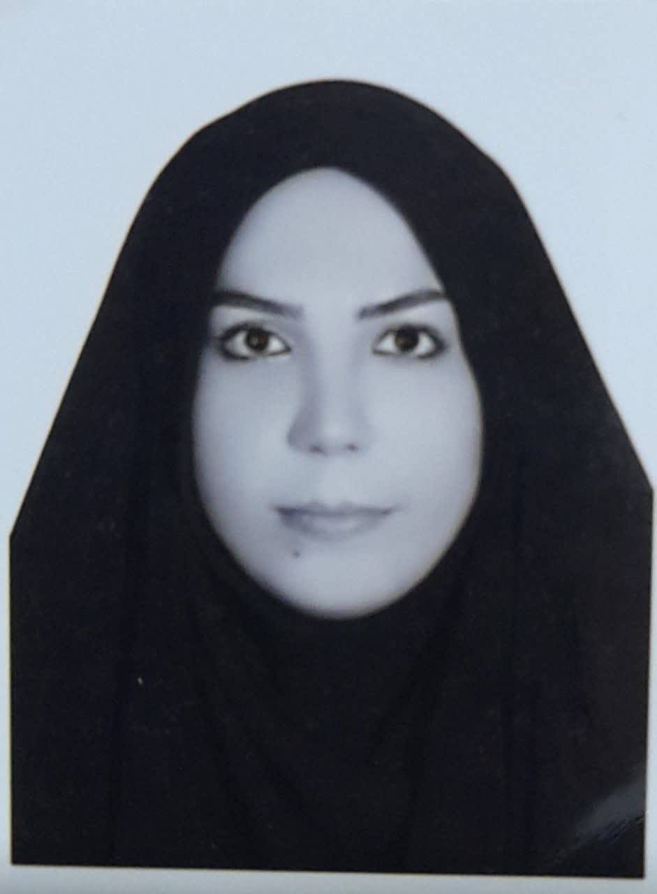 پروانه فتاحی زاده 