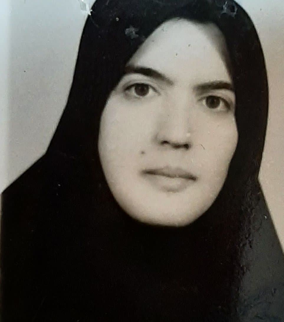 نرگس رستمیان